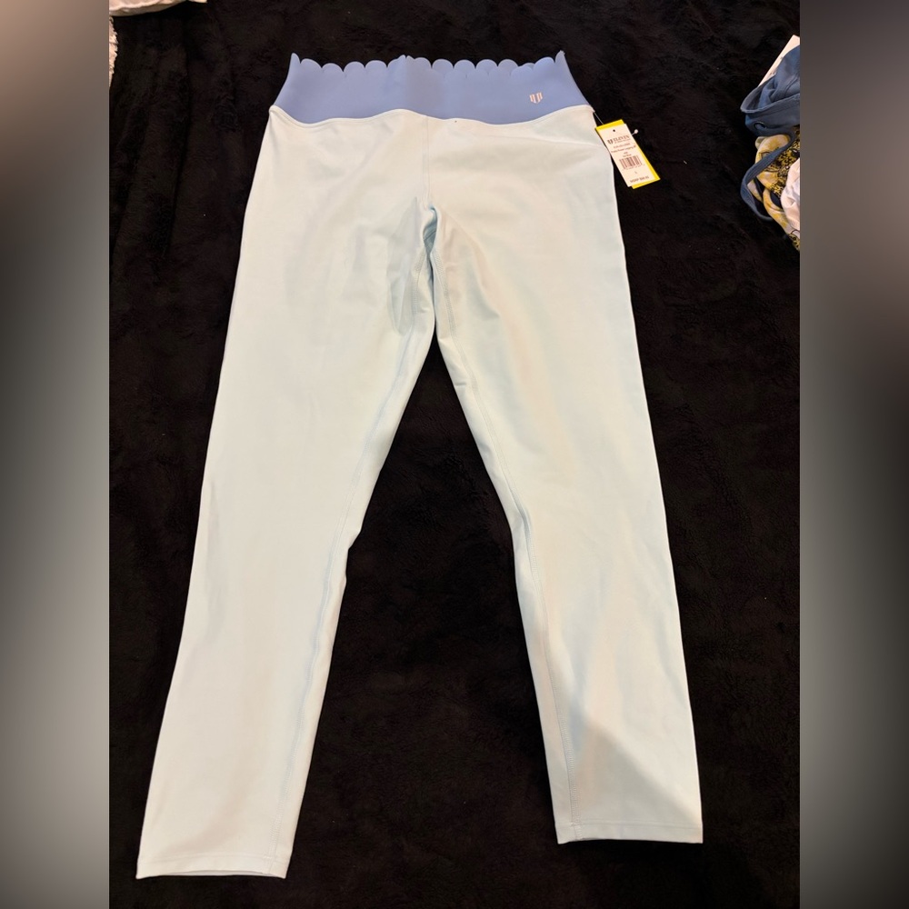 Venus Williams workout clothes. Blue Leggings